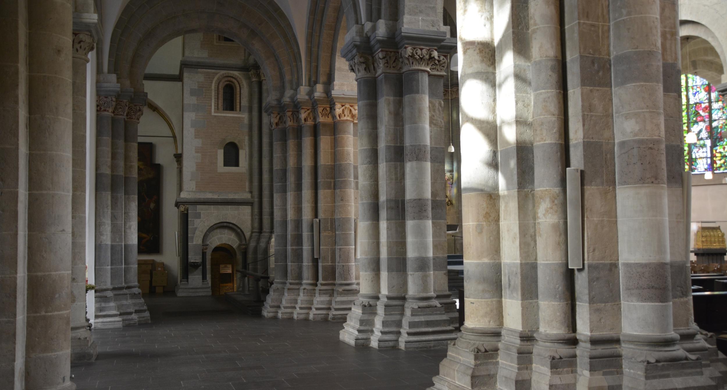 Bild Kirche von innen