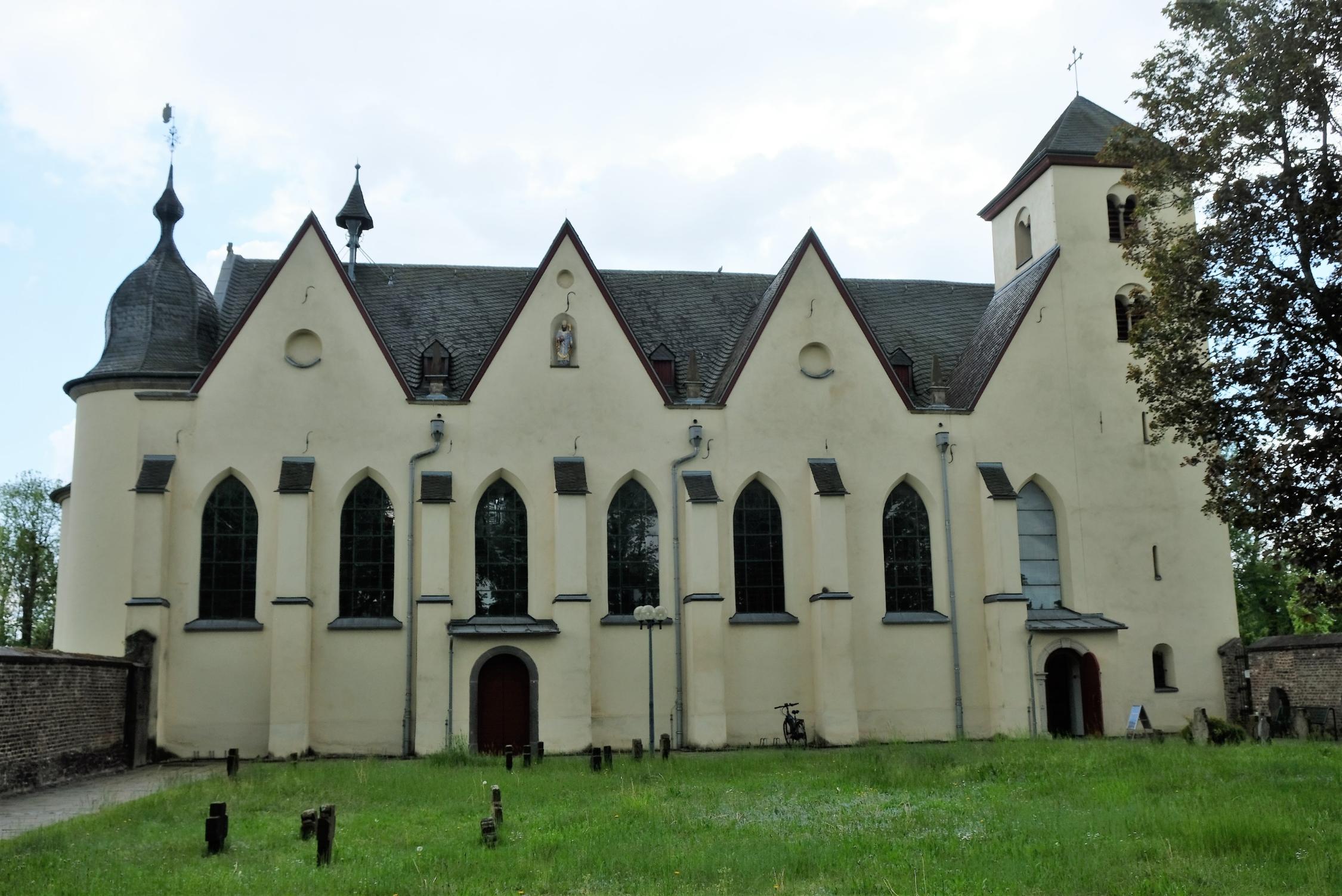 St. Nikolaus in Dünnwald (c) Werner Timmerscheidt St. Nikolaus in Dünnwald